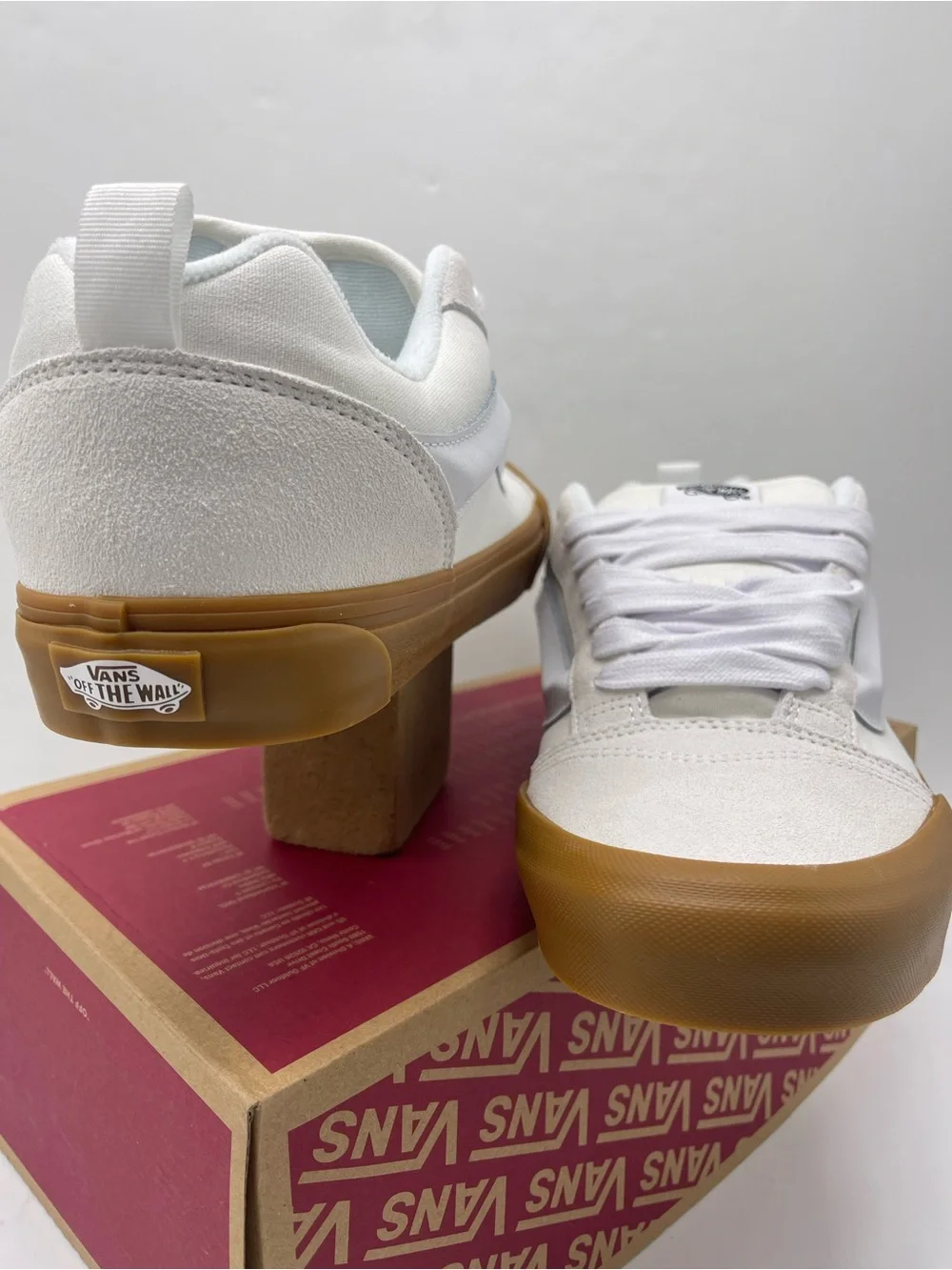 Vans Men’s Sz 11.5 Knu Skool GUM BLANC DE BLANC VN000D22JVY Skate Sneakers